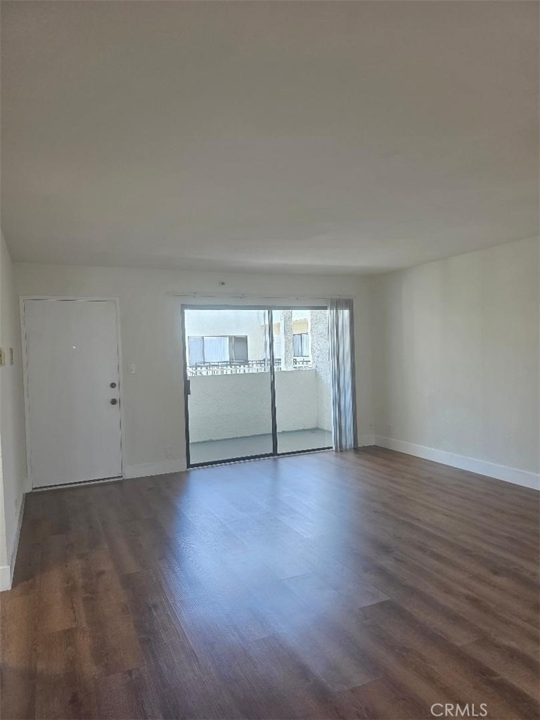 4326 W 142nd Street - Photo 4
