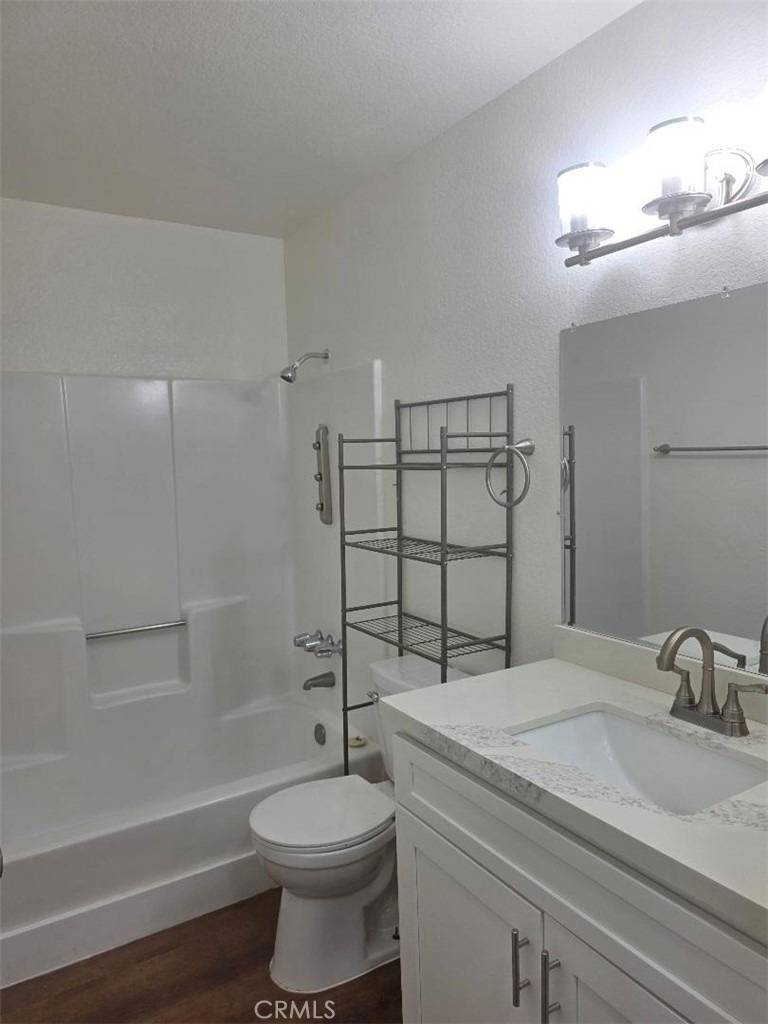 4326 W 142nd Street - Photo 13