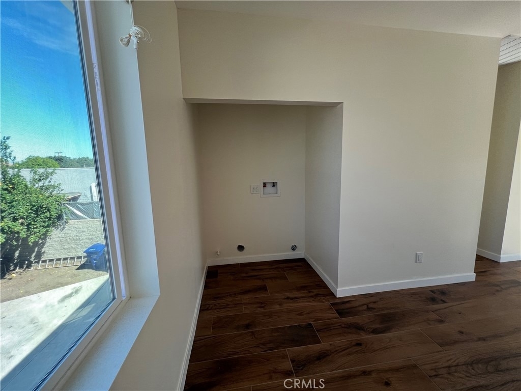 4705 Acacia Street - Photo 6