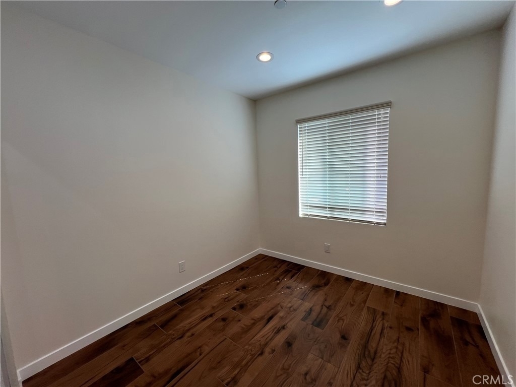 4705 Acacia Street - Photo 8