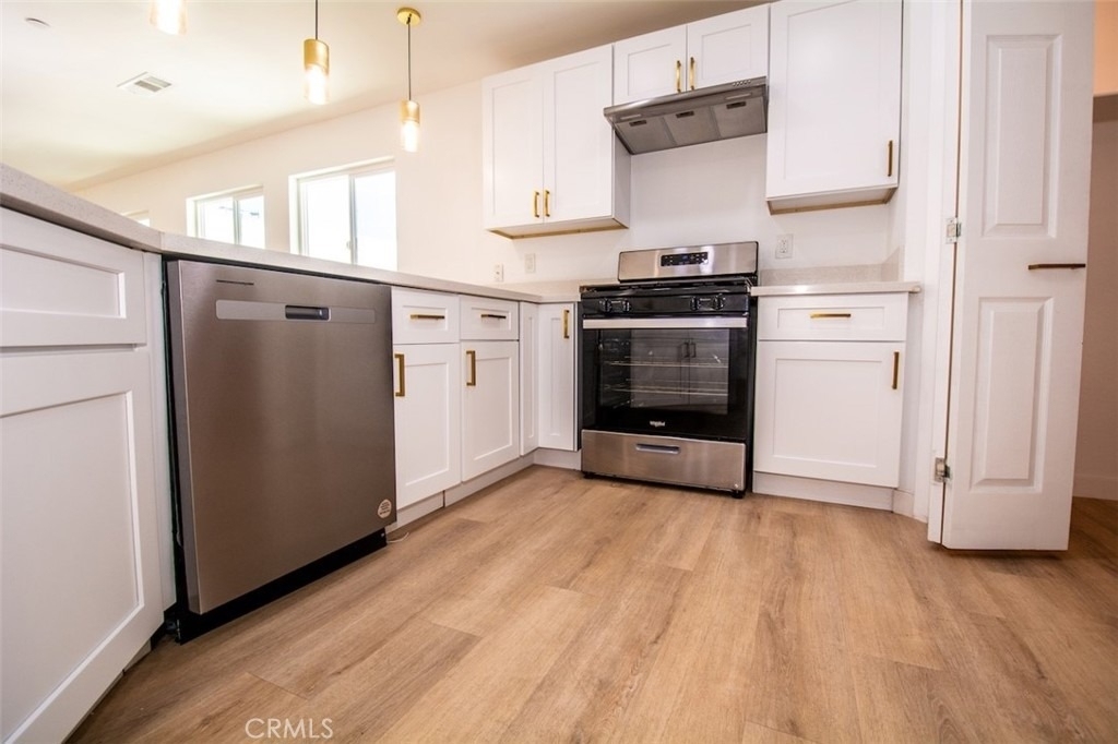 8258 Bennett Avenue - Photo 13