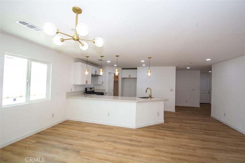 8258 Bennett Avenue - Photo 8