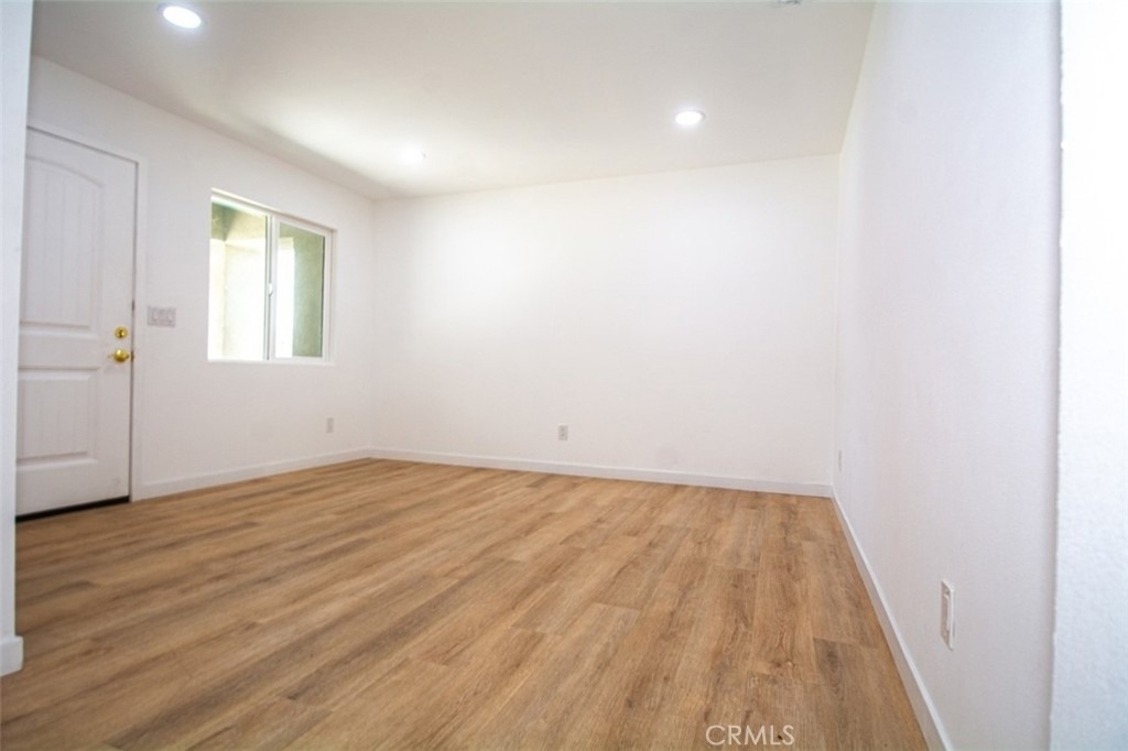 8258 Bennett Avenue - Photo 19