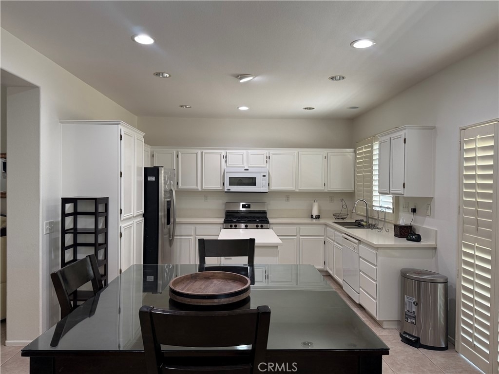 7125 Ravenswood - Photo 2