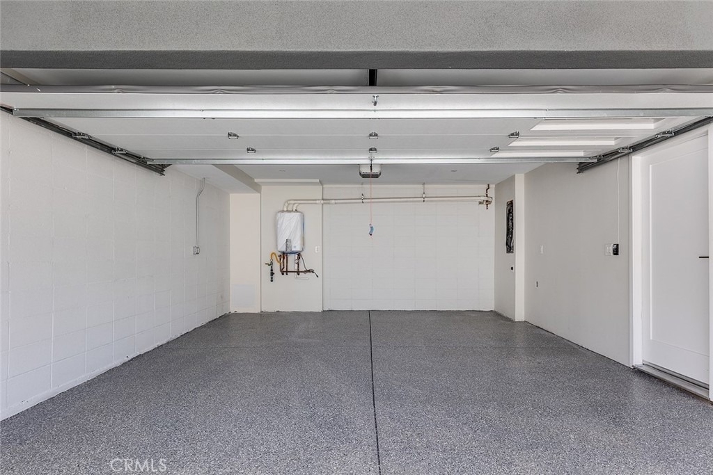 2822 Rowena Avenue - Photo 17