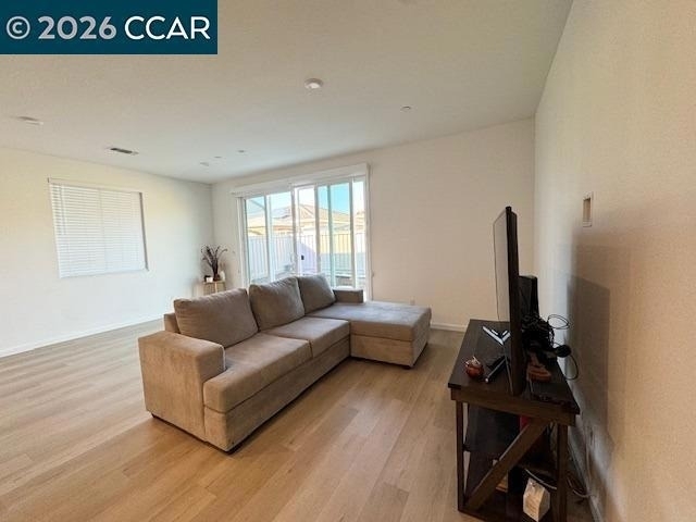 309 Senator St - Photo 4