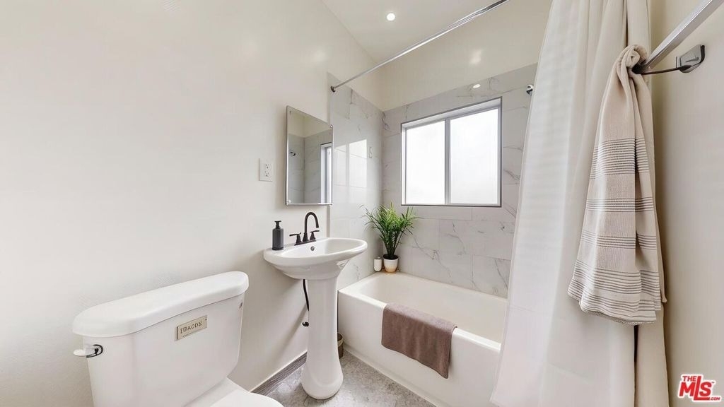 738 New Hampshire Avenue - Photo 10