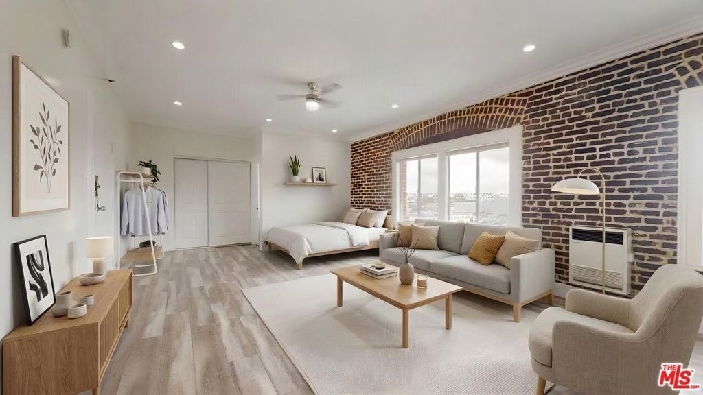 738 New Hampshire Avenue - Photo 0