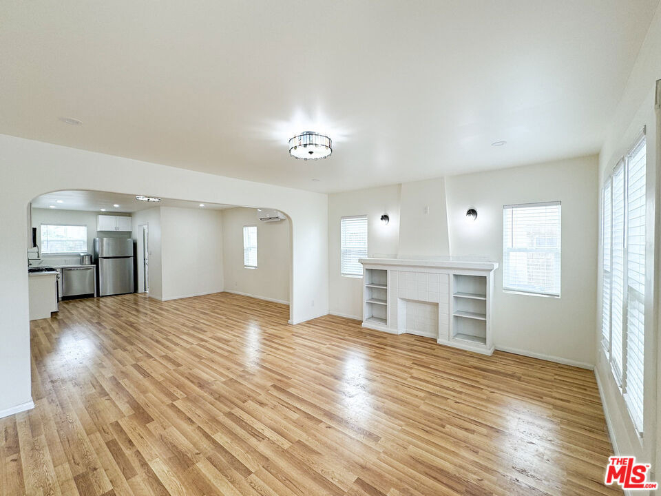 2516 Lucerne Avenue - Photo 0