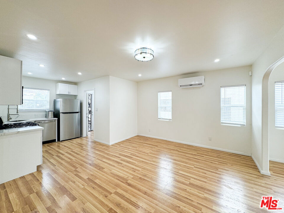 2516 Lucerne Avenue - Photo 5