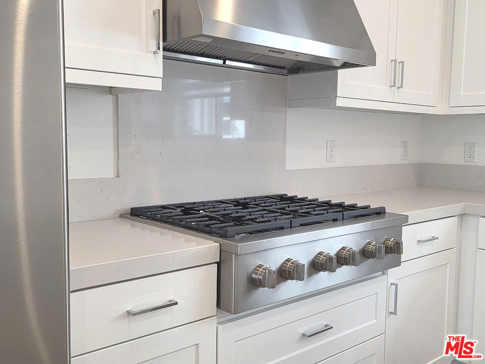 1780 Lychee Street - Photo 3