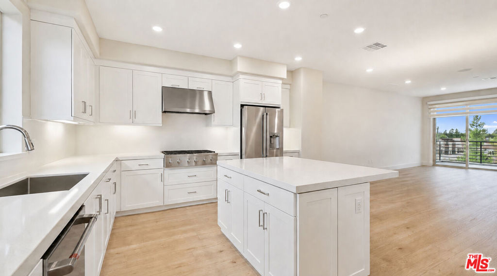 1780 Lychee Street - Photo 0