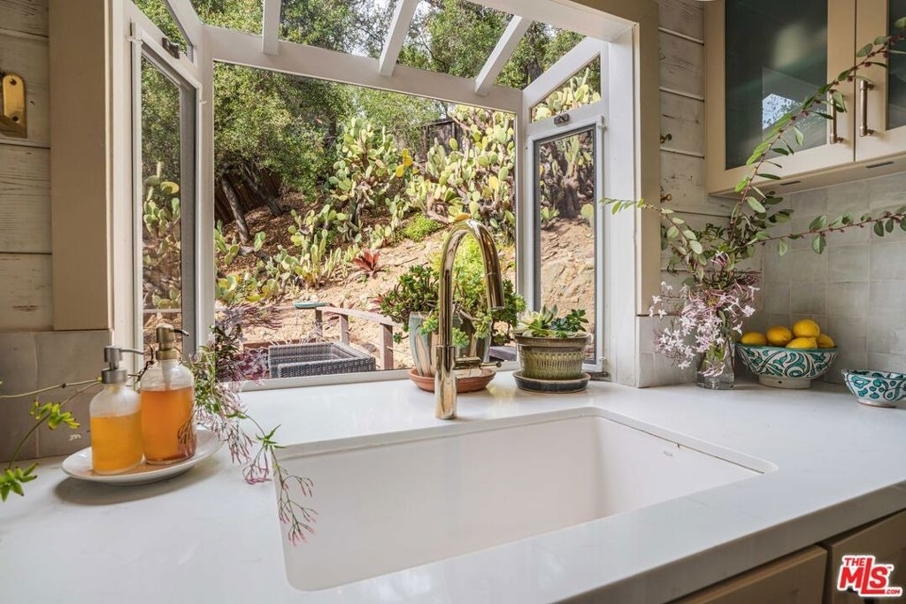 21330 Encina Road - Photo 4