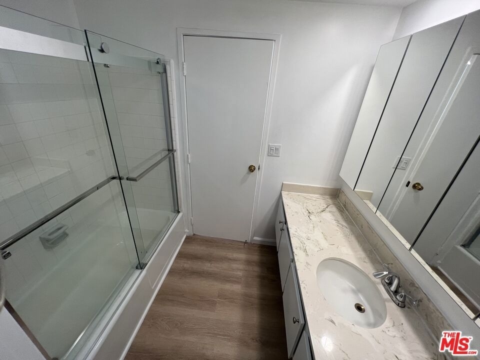 800 W 1st Street - Photo 36