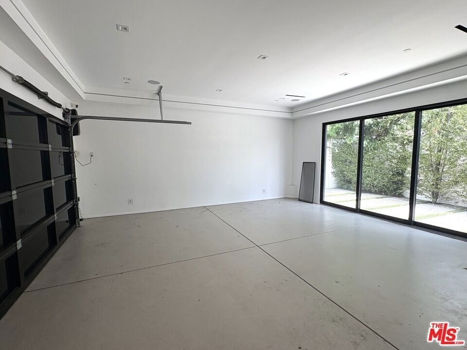 4338 Huntley Avenue - Photo 26
