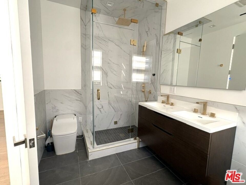 4338 Huntley Avenue - Photo 17
