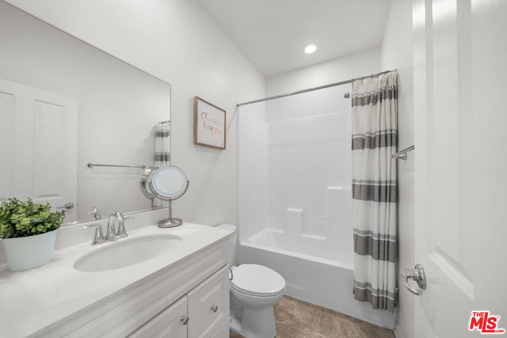 10712 Parrot Avenue - Photo 6