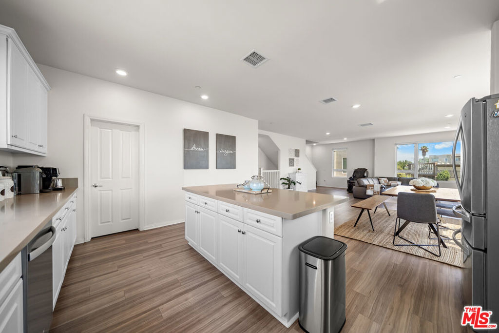10712 Parrot Avenue - Photo 23