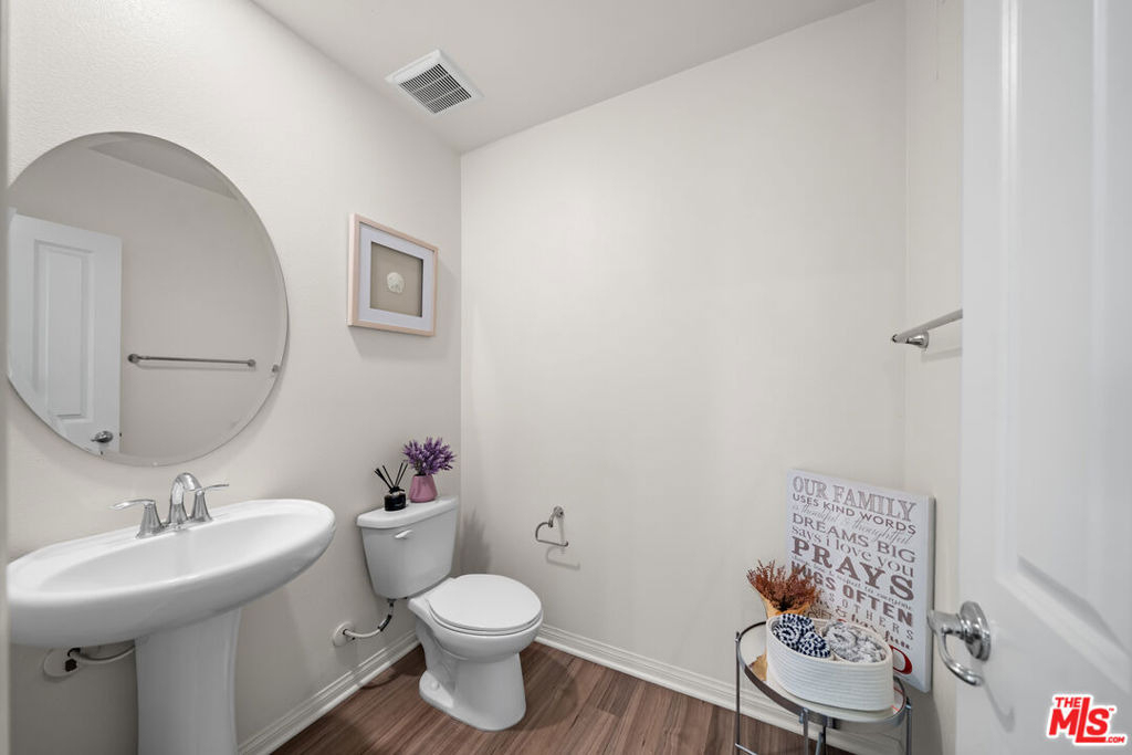 10712 Parrot Avenue - Photo 25