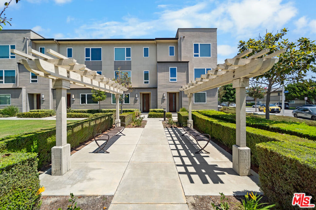 10712 Parrot Avenue - Photo 42