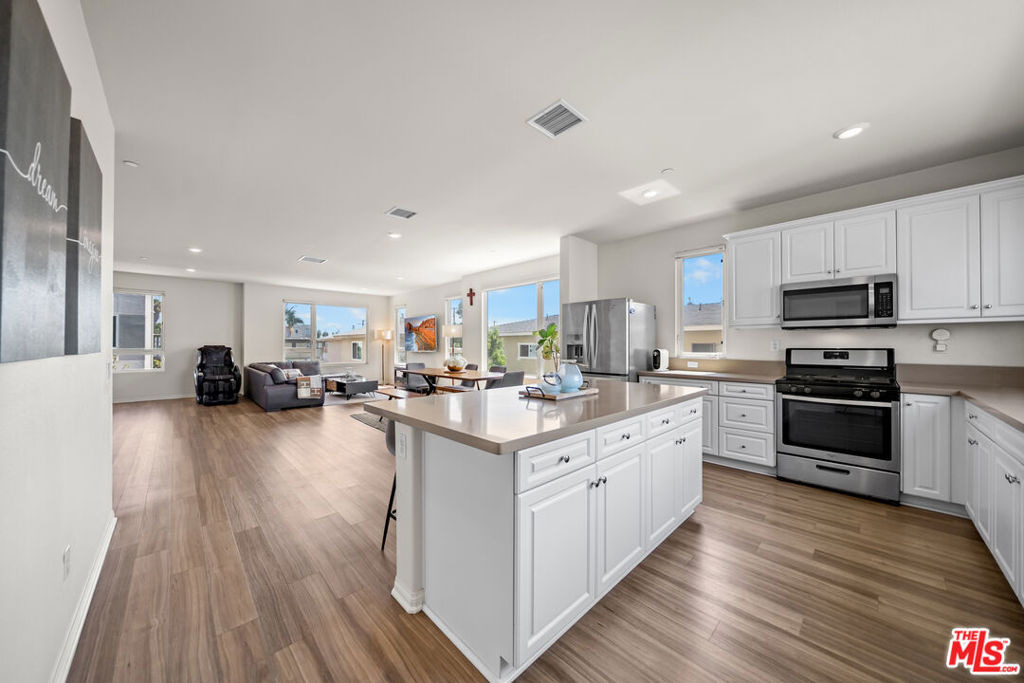 10712 Parrot Avenue - Photo 22