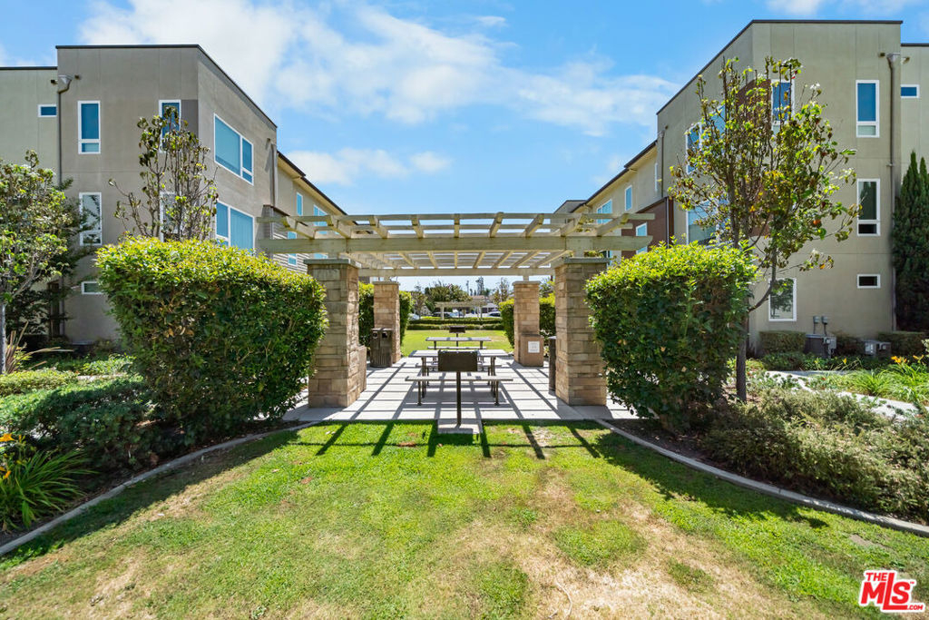 10712 Parrot Avenue - Photo 45