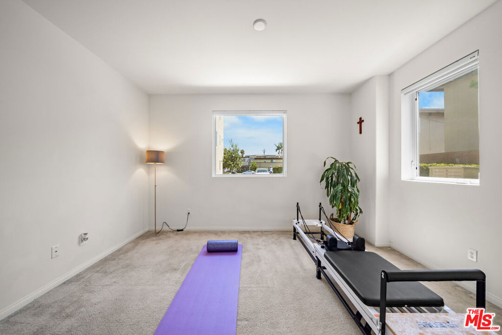 10712 Parrot Avenue - Photo 29