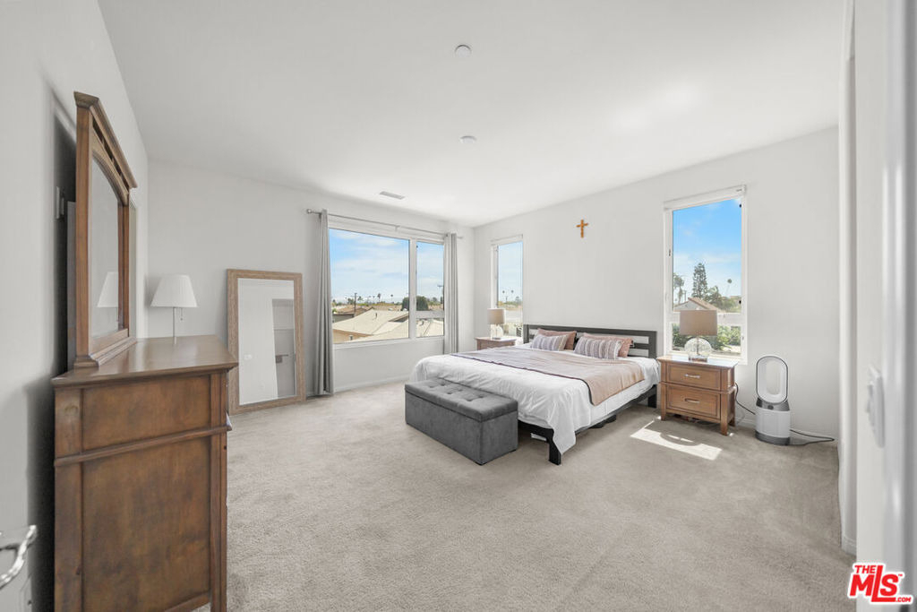 10712 Parrot Avenue - Photo 1