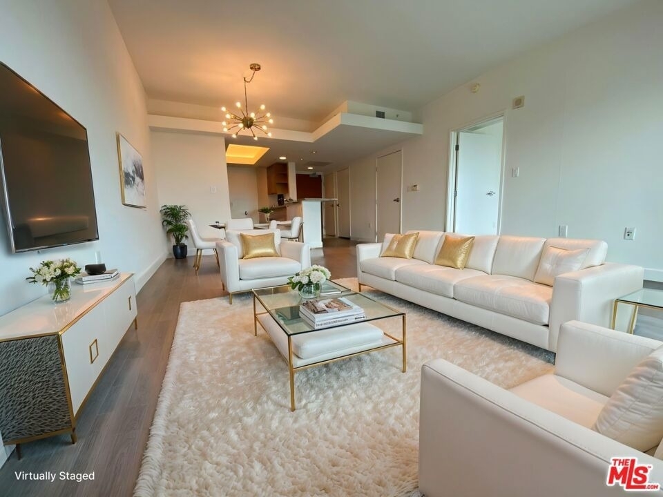 13700 Marina Pointe Drive - Photo 4
