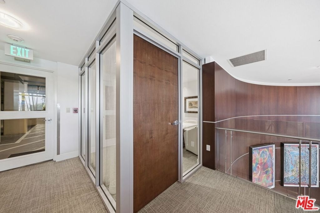13700 Marina Pointe Drive - Photo 29