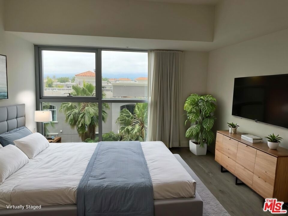 13700 Marina Pointe Drive - Photo 11