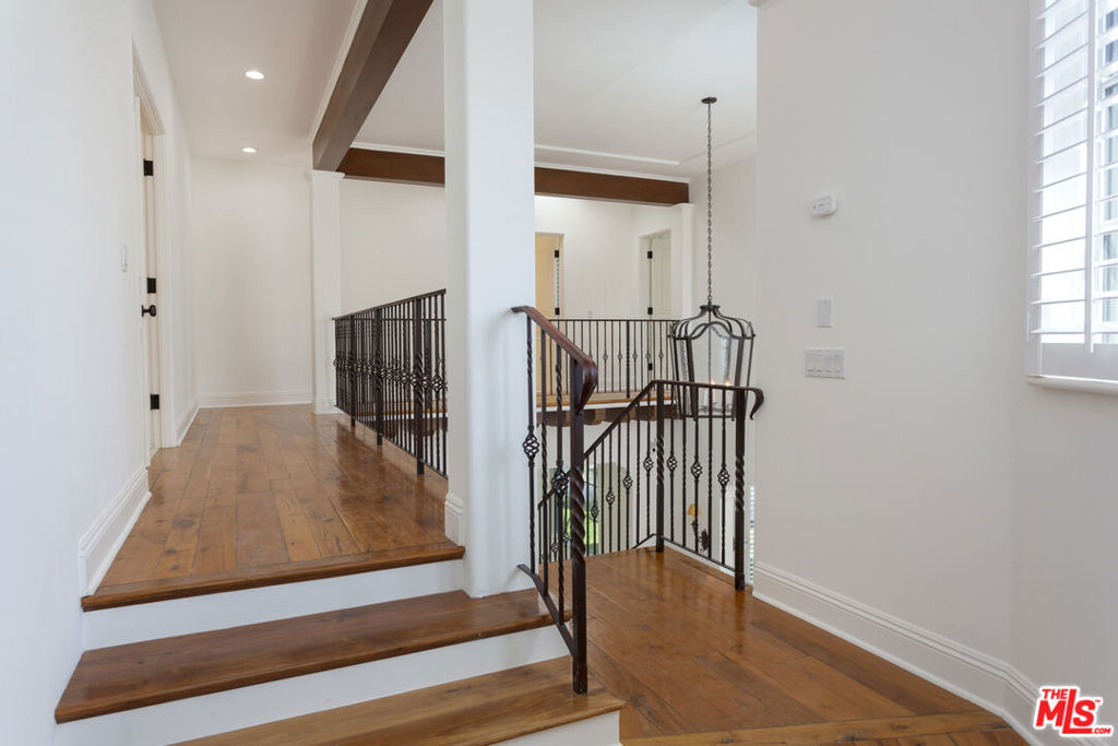 763 Patterson Place - Photo 9