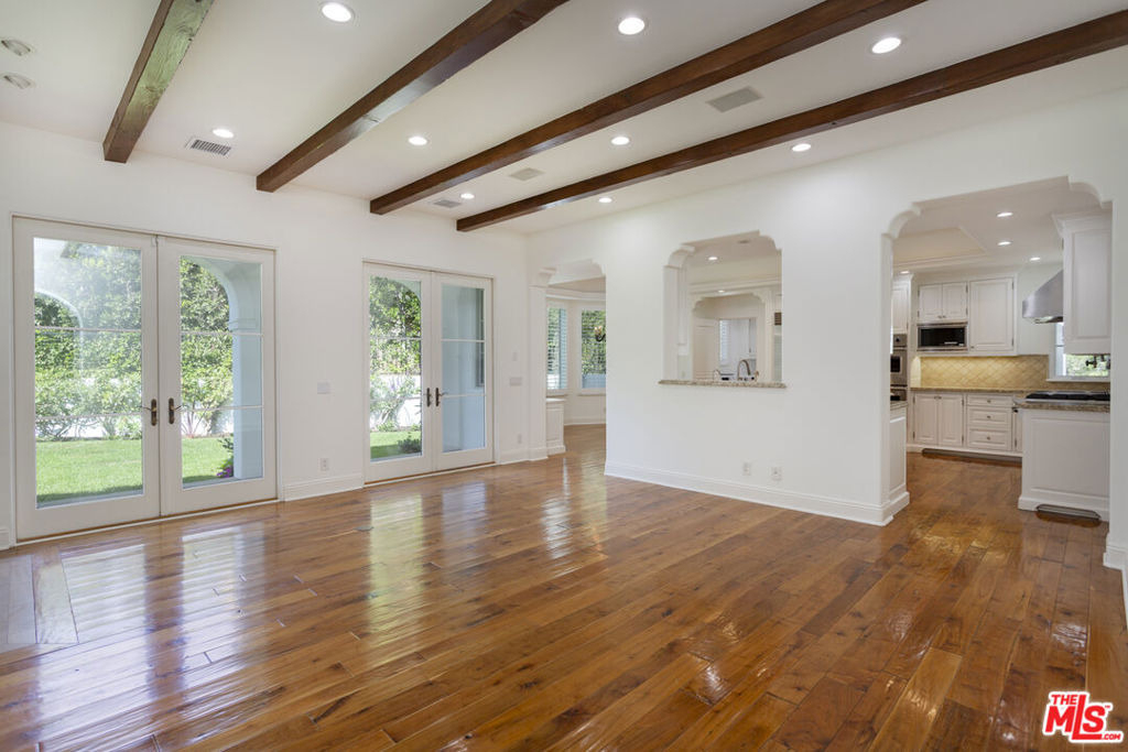 763 Patterson Place - Photo 4
