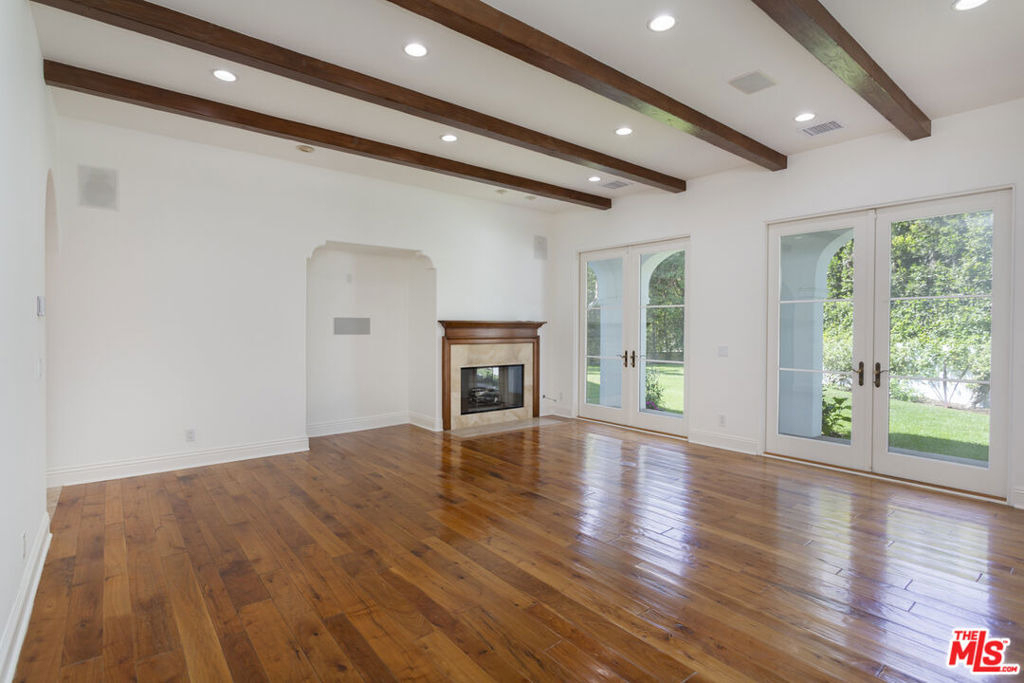 763 Patterson Place - Photo 5