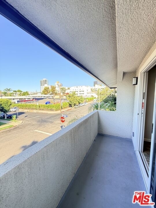 11520 Wyoming Avenue - Photo 32