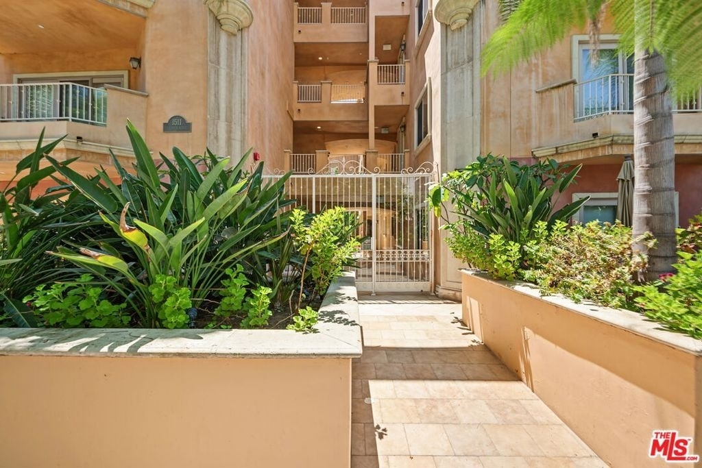 1511 Camden Avenue - Photo 25