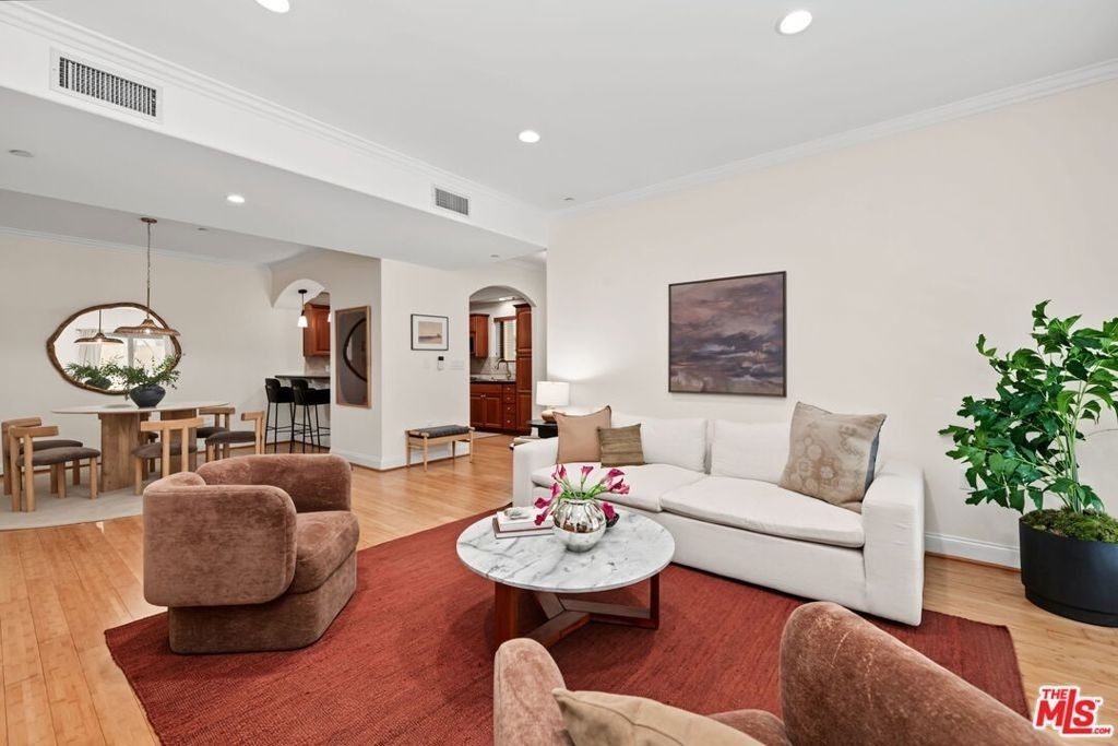 1511 Camden Avenue - Photo 3
