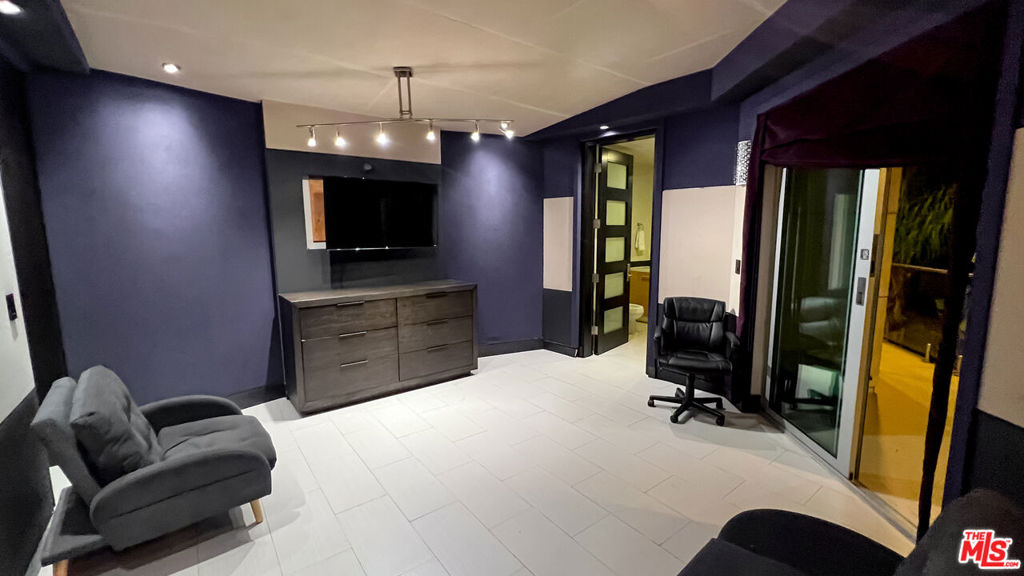 6425 Weidlake Drive - Photo 45