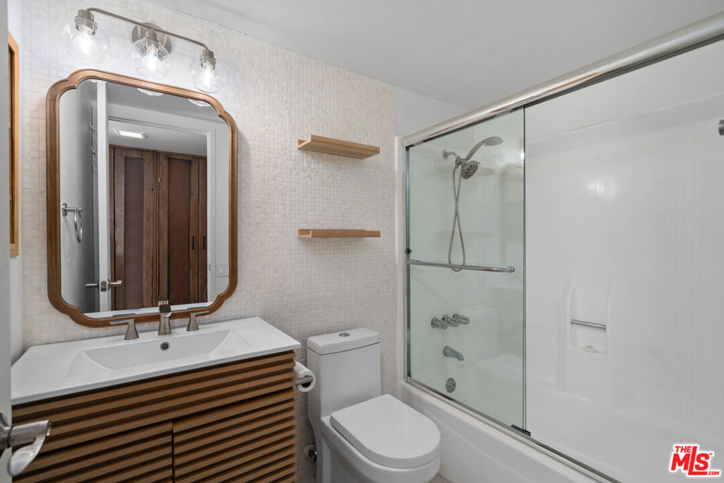 6225 Shoup Avenue - Photo 10