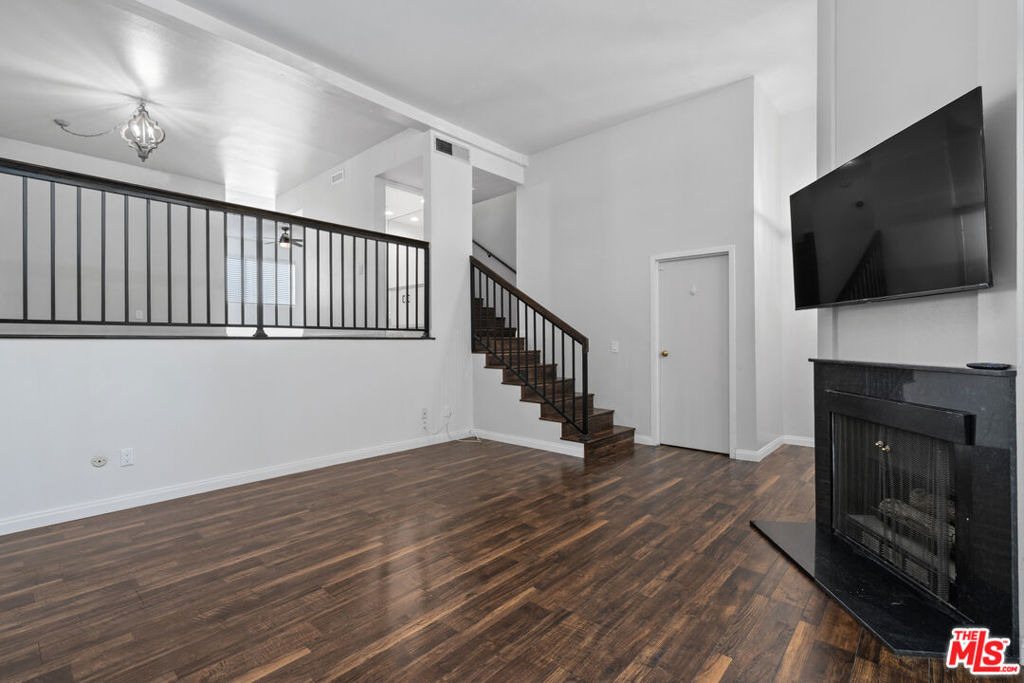 6225 Shoup Avenue - Photo 3