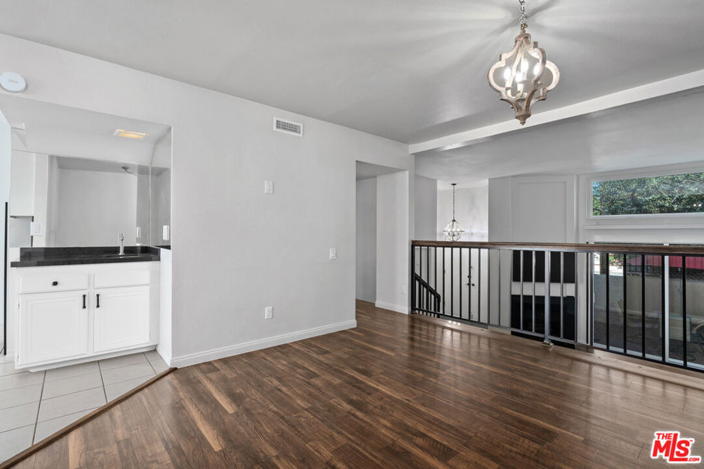 6225 Shoup Avenue - Photo 4