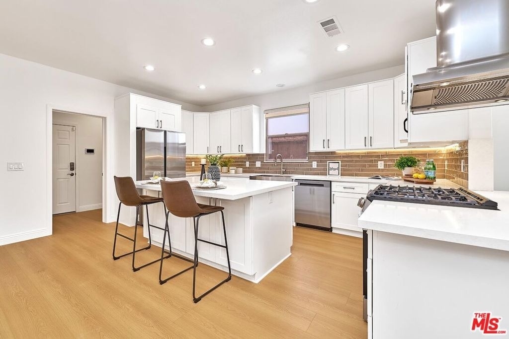 646 N Sierra Bonita Avenue - Photo 12