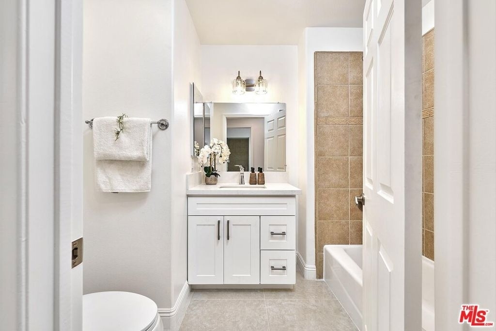 646 N Sierra Bonita Avenue - Photo 48