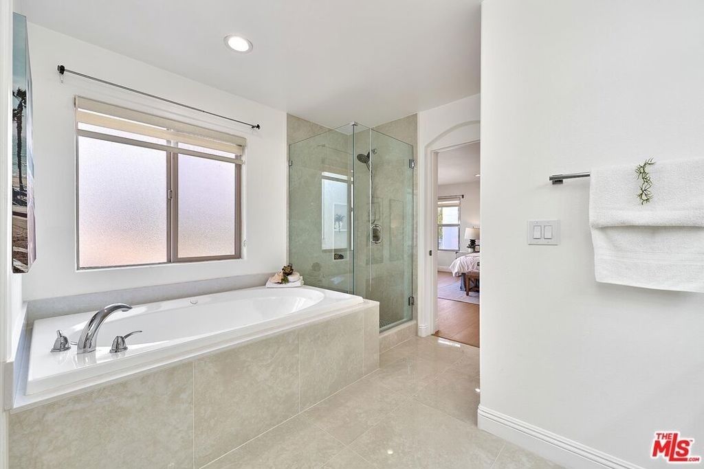 646 N Sierra Bonita Avenue - Photo 41