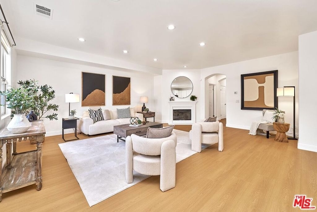 646 N Sierra Bonita Avenue - Photo 8