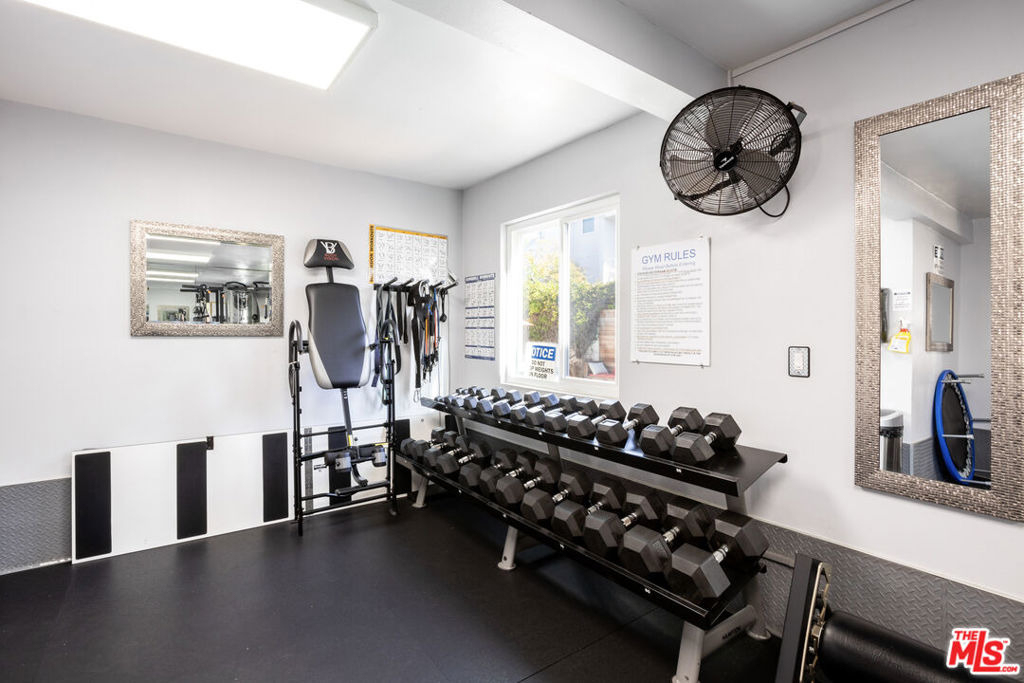 2721 2nd Street - Photo 20