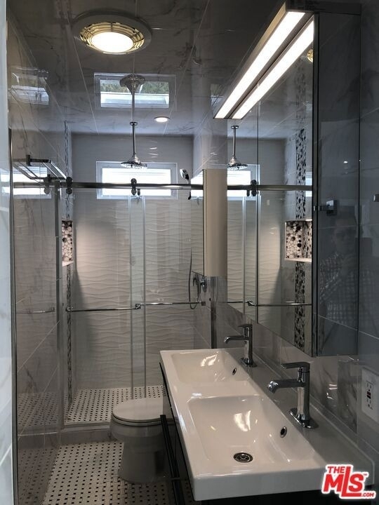 257 N La Peer Drive - Photo 32