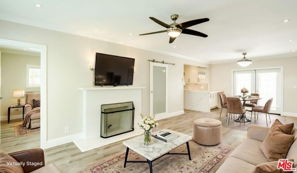 257 N La Peer Drive - Photo 14