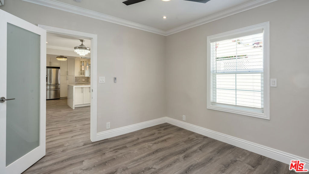257 N La Peer Drive - Photo 42