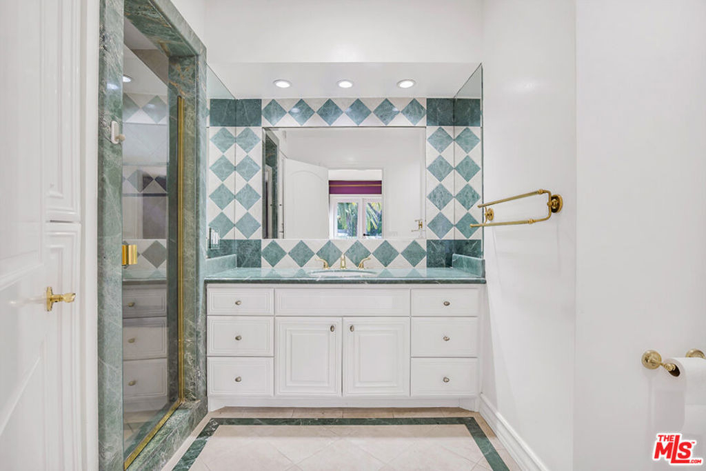 10557 Rocca Place - Photo 29